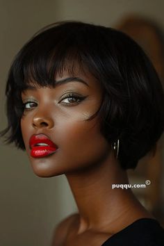 Short French Bob Hairstyles: Chic and Timeless Looks - Puqqu Short Black Hair, Sleek Updo, Corte Bob, Short Sassy Hair, Pelo Afro, Classic Hairstyles, Sassy Hair, Peinados Fáciles Para Cabello Corto