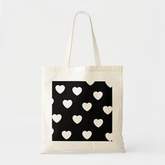 Carry your essentials in style with this black and white heart pattern tote bag. Featuring a chic and modern design, it’s perfect for adding a touch of elegance to your daily outings. Pattern Aesthetic, Heart Tote Bag, Black And White Heart, Trendy Tote Bags, Cute Tote Bags, Tote Pattern, Kids Stationery, Perfect Tote Bag, Trendy Tote