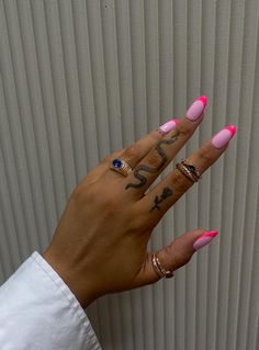 Minimalist Nails, Fabulous Nails, Dream Nails, Fire Nails, Oversized Style, Funky Nails, Pretty Acrylic Nails, Chic Nails, Nails Inspo