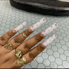 Milky White Nails, Tiny Nails, Nailart Ideas, School 90s, Milky Nails, Long Acrylic Nail Designs, Claw Nails, Polygel Nails, Exotic Nails