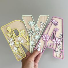 💛💚💗 Mdf Ideas, Cricut, Easter, Wood, Anime