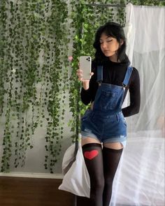 Casual Short Outfits, Boho Outfits Winter, Overalls Outfit Aesthetic, Retro Cosplay, Casual Shorts Outfit, Peony Aesthetic, Aesthetic Goth, Thigh High Socks