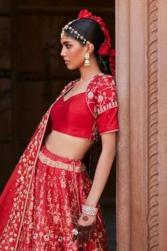 Scarlet red flared katan silk banarasi kali lehenga with all over rafflesia garden zardozi embroidery in golden accents. Paired with half sleeves Queen Anne neckline jacket style padded blouse with intricate zardozi florence vine embroidery on the back, sleeves and organza dupatta adorned with hand embroidered zardozi borders and ornate boota motifs spread throughout. - Aza Fashions Kali Lehenga, Vine Embroidery, Queen Anne Neckline, Lehenga Pattern, Zardozi Embroidery, Red Flare, Red Lehenga, Bridal Lehengas, Lehenga Blouse