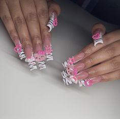 Pink Kawaii Nails, Trashy Y2k Nails, Y2k Nail Art, Sqaure Nails, Y2k Nail, Cool Nails, Butterfly Nail Designs, Tips Nails, Nails Pretty