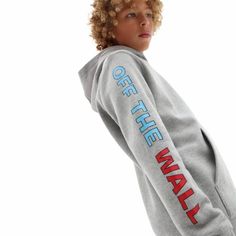 Designed for comfort styling, the new Vans x Wheres Waldo Pullover Hoodie is a cool collection. Staying true to its comfort construction, this pullover hoodie is made of cotton and polyester blend for a lightweight and comfy warm fit. Off The Wall