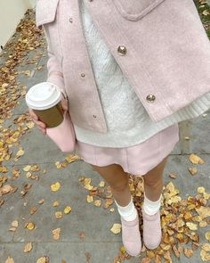 Girly Autumn Aesthetic, Pinkmas Outfit, Pink Fall Aesthetic, Pink Autumn, Pretty Pink Princess, Pink Life, Pink Girly Things, Stockholm Fashion, Everything Pink