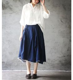 Women‘s jean mid skirt asymmetric cut handmade Chinese button elastic waist navy blue size   cmwaist (elastic) 74-88cmLength    68cm Chinese Button, Mid Skirt, Womens Skirts, Kawaii Dress, Pinterest Outfits, Pinterest Fashion, Style Chic, Modest Dresses, Ethnic Fashion