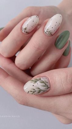 Nail Zhelish Idea, Navy Blue Gel Nails Design Short, Nails Uv Gel Design, Short Gel Nails Spring 2023, Bridal Nails With Color, Short Cottagecore Nails, Simple Plant Nails, Beltane Nails, Folklore Inspired Nails