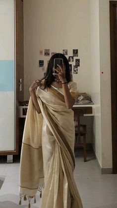 south indian , south Asian Pongal Saree Look, Sarees Cotton, Saree Styles Silk, South Cotton Saree, South Indian Outfits For Women, Onam Look For Women Kerala, Kerala Saree Aesthetic, Onam Poses In Saree, Onam Sarees