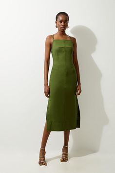 Elevate Your Occasion Wear Collection With Our Midi Dress, With A Bodycon Fitting Bodice Which Flows Into A Straight Skirt, As Well As A Strappy Back, And A Squared Neckline That Accentuates The Bust. Style It With Strappy Heels For An Occasion Look That Is Guaranteed To Turn Heads Wherever You Step. Cotton Sateen Utility Woven Column Midi Dress High Quality Cotton Sateen Fabric Figure Hugging Fit Statement Strappy Back Squared Neckline Leg Split Accent Hen Do Outfits, Petite Wedding Guest Dresses, Workwear Capsule Wardrobe, Plus Size Workwear, Petite Midi Dress, Outfits For Mexico, Squared Neckline, Spring Wedding Guest Dress, Petite Business Casual