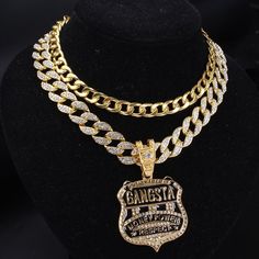 Den största rabatten du hittar någonstans på högkvalitativ hiphopbling för män!
Vårt Gangsta Bling Choker Set är allt du behöver vid alla tillfällen! Oavsett om du planerar att slå till på klubben på natten eller lounge runt huset, lita på oss, du kan rocka kändislooken och ingen kommer att veta skillnaden. Missa inte detta set idag!
INFORMATION:

BLY- OCH NICKELFRI HYPOALLERGENIK
CUBIC ZIRCONIA STENAR
ROSTA/BLEKNA ALDRIG NANOTEKNIK
REPSTÅNDIG BELÄGGNING

Kubansk kedjas storlek: 1cm*16tum

Miami Bling Choker, Cuban Choker, Gucci Nails, Hip Hop Bling, Gold Grillz, Cuban Link Necklace, Expensive Jewelry Luxury, Rock Jewelry, Dope Jewelry