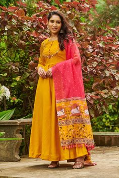 Umbre Pichwai Suit Set, where elegance meets a touch of enigma! The classic Yellow hue gets a playful upgrade with the pichwai pattern, which is as captivating as a starlit night. The handwork adds a sprinkle of glamour, while the linen dupatta floats like a whisper of intrigue, completing the look. (Side zip attached)Size small 36Dress Fabric- Honey silkDress Length- 52inch Pichwai Pattern, Linen Dupatta, Starlit Night, Lehenga Gown, Ready To Wear Saree, Hand Work Blouse, Chaniya Choli, Half Saree, Long Gown