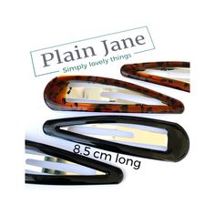 The Plain Jane Giant Hair Clip x1 These hair clips measure nearly 8.5 cm in length! They are pretty big for hair clips and perfect for sweeping back fringes or creating an off the face hair style whilst still wearing your hair out.  Choose between black or tortoiseshell. These clips arrive beautifully packaged in a rigid letter box nestled in lavender scented shredded paper.  Please note the price is for x1 large hair clips Large Hair Clips, Hair Clip Black, Large Hair Clip, Plain Jane, Shredded Paper, Letter Box, Lavender Scent, Simply Lovely, Face Hair