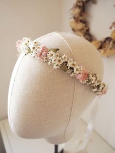 Flower Crown Wedding Veil, Bohemian Wedding Ceremony, Muslim Wedding Photography, Flower Crown Bride, Victoria Secret Outfits, Dried Flower Wreaths, Wedding Elements