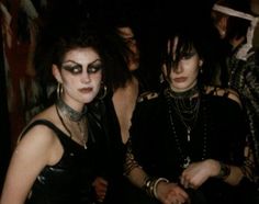 #goth #gothic #tradgoth #80s Trad Goth Outfits, Punk 80s, Goth Outfit Inspo, Goth Club, The Heir