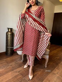 Premium Quality Long Frocks Ideas, Bagh Print Suits Design, Kurta Plazo, Bagh Print, Cotton Dress Indian, Stylish Kurtis, Stylish Kurtis Design, Kurti Style, Ethnic Suit