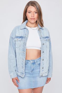 Keep it cool & keep it casual in our Women's Oversized Denim Jacket. Featuring subtle distressed detailing for that edgy feel. Featuring buttoned flap pockets on front, functional side pockets, 6 button front closure, a classic collar, and button-cuff long sleeves. Due to the nature of the novelty wash process and hand-crafted design, each garment will have a unique appearance.Measurement (Based on size M)- Sleeve Length (From shoulder seam): 23.5” - Length: 27.5” - Chest: 19.5” • Machine wash c Trendy Light Wash Outerwear With Buttoned Pockets, Trendy Light Wash Denim Jacket With Pockets, Trendy Oversized Denim Jacket With Button Closure, Oversized Button-up Outerwear With Frayed Hem, Casual Light Wash Outerwear With Snap Buttons, Oversized Light Wash Button-up Denim Jacket, Distressed Button-up Denim Jacket, Distressed Denim Button-up Jacket, Oversized Medium Wash Denim Jacket With Snap Buttons