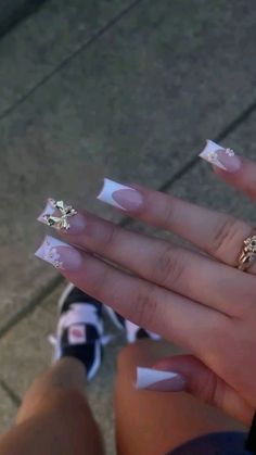 Dump Ideas, Black Hair Care, Nail Styles, Henna Art, Pretty Acrylic Nails, Nails Designs, Nails Ideas, Nail Manicure, Stylish Nails