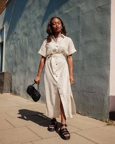 Gryphon Sandals Outfit, Chunky Heel Sandals Outfit, Chunky Sandals Outfit Summer, Black Chunky Sandals Outfit, Chunky Sandals Outfit Street Style, Dr Marten Sandals Outfit, White Sandals Outfit, Chunky Sandals Outfit, Black Sandals Outfit