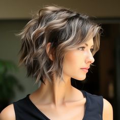 100 Short haircuts for Thin hair to Boost Your Volume. Don't Miss Out On Number 78 Hairstyle Balayage Lob, Short Shag Hairstyles, Shag Hairstyles, Short Haircuts, Grey Hair, Layered Haircuts, Hair Dos, Pretty Hairstyles