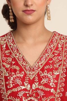 Shop for Priyanka Jain Red Dupion Georgette Kurta Lehenga Set for Women Online at Aza Fashions Georgette Kurta, Kurta Lehenga, Red Kurta, Types Of Work, Sequin Embroidery, Embroidered Dupatta, Red Thread, Luxury Sale, Beaded Neckline