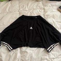 Great Condition Never Worn Black Adidas Tops For Sports, Black Stretch Adidas Tops, Casual Black Adidas Tops, Adidas Crop, Tops Black, Adidas Tops, Black Adidas, Work Out, Shirt Color