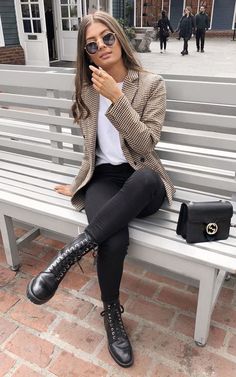 Mum Outfits, Adrette Outfits, Look Legging, Gingham Fashion, Dressy Casual Outfits, Business Casual Outfits For Work, Casual Work Outfits, Looks Chic