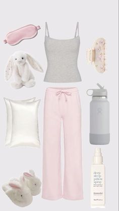 Aesthetic Uggs, Pjs Comfy, Invierno Aesthetic, Cute Pajama Sets, Evening Outfit, Night Night