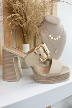 Sabrina Platform Heel (Nude) - Happily Ever Aften Platform Design, Badass Style, Boutique Style, Pinterest Closet, Platform Heel, Boutique Brands, Style Blog, Elevate Your Style, Platform Heels