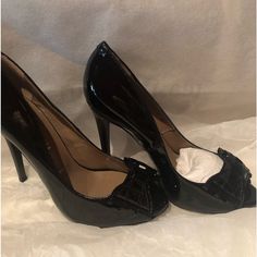 Nwt In Box Gorgeous Bruno Magli Black Patent Leather Double Cut Out Bow Peep Toe Pumps. Covered Platform. Leather Sole And Insole. 4.25 Inch Heel. Includes Dust Bag. Made In Italy. 10% Discount On Bundle Of Three Or More Items Great Shoe For Holiday Parties And New Year’s Eve! Elegant Black Open Toe Heels, Open Toe Patent Leather Heels For Office, Black Patent Leather Heels For Evening, Designer Patent Leather Heels For Formal Occasions, Black Open Toe Heels For Formal Occasions, Formal Black Open Toe Heels, Designer Medium Width Party Heels, Designer Black Heels For Formal Occasions, Designer Formal Heels With Medium Width