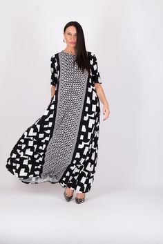 Long Loose Summer dress, Long print dress, Black and white Plus Size Maxi Dress, A line Long Dress, Daywear Loose fit Dress. Available Size: XS, S, M, L, XL, 2XL,3XL,4XL, 5XL, 6XL, 7XL, 8XL Made of : Lycra Viscose - suitable for summer season. Do not crease. The model wears size M - 5,6' / 170 cm CARE Machine Wash 30oC Hand Wash with warm water Medium hot iron Thank you for visiting my shop. www.EUGfashion.com e-mail: office@EUGfashion.com Black Flowy A-line Dress, Summer Dress Plus Size, Loose Summer Dress, Plus Size Long Dresses, Winter Coat Dress, Long Dress Black, Black White Maxi Dress, Long Summer Dresses Maxi, White Print Dress