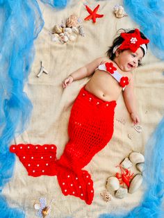 Monthly Birthday Ideas Baby Girl, 4th Month Baby Photoshoot Ideas, Mermaid Baby Photoshoot, 4th Month Baby Photo Ideas, Mermaid Photoshoot Kids, 4 Months Baby Photoshoot Ideas, Mermaid Photoshoot