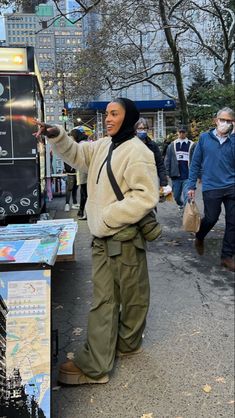 Tokyo Winter, Tokyo Outfits, Nyc Winter Outfits, Nyc Winter, Cargo Pants Outfits, Winter Streetwear, Europe Outfits, Cargo Pants Outfit, Winter Outfits Cold