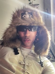 Boys Aesthetic Outfits, Fashion Collection Inspiration, Fur Trapper Hat, Fur Trapper, Hat Outfit, Trapper Hat, Outfits Y2k, Fur Hat, Outfits With Hats