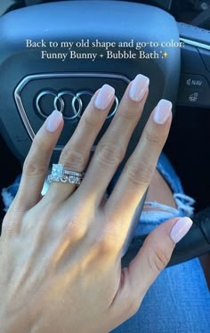 Classic Style Engagement Nails, Unghie Sfumate, Bunny Nails, Milky Nails, Cute Gel Nails, Funny Bunny, Neutral Nails, Dipped Nails, Bridal Nails