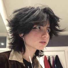 Grunge Haircut, Shot Hair Styles, Alternative Hair, Fluffy Hair, Mullet Hairstyle, Hair Reference