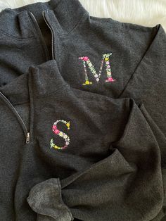 Dark Heather Gray Sweatshirt. 50/50 cotton poly unisex sweatshirt. All our custom sweatshirts are made to order and ship after a 3-5 day production time. We are happy to accept custom orders such as different patterns, colors, and text. (examples, GiGi, Mamaw, etc.) This note this does not include names on collar or cuff. www.dukeandfox.com Cotton Monogram Long Sleeve Sweatshirt, Cotton Monogram Sweatshirt, Custom Print Long Sleeve Cotton Sweater, Long Sleeve Cotton Sweater With Custom Print, Winter Monogram Long Sleeve Sweatshirt, Winter Long Sleeve Monogram Sweatshirt, Customizable Fleece Sweatshirt For Fall, Heather Grey Sweatshirt, Johnson City Tn