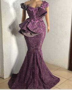 Modior olumekor on Instagram: “Dress: @modior_kors Fabric: @ace_fabrics #ibadan #ibadantailor #modiorkors #ibadanlawa” Nigerian Lace Dress, Lace Dress Wedding, Nigerian Dress Styles, Nigerian Dress, African Party Dresses, Nigerian Lace Styles, Dresses Off The Shoulder, African Lace Styles, African Prom Dresses