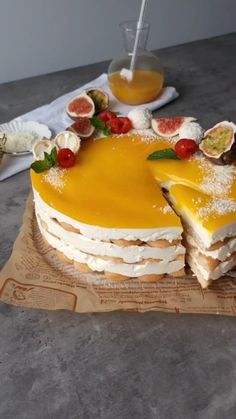 "No-Bake Solero Torte - Vibrant and delicious dessert with tropical flavors." Juice Decoration, Vanilla Powder, Dessert Sauce, Passion Fruit Juice, Torte Recipe, Tart Baking, Refreshing Drinks Recipes, Cake Baking Recipes, Peach Cobbler Recipe