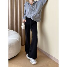 Sweet Floor-Length Micro-Flare Casual Black Sweatpants Fabric: 49.6% Polyester+44.7% Viscose+5.7% Spandex Size: S, M, L, Multiple Color Selections: Black, Apricot  Season: Spring, Fall, Summer, Winter Black Flare Pants For Winter, Black Flare Winter Pants, Winter Flare Pants With Stretch, Stretch Flare Pants For Winter, Winter Stretch Flare Pants, Dance Pants Hip Hop, Dance Pants, Tactical Pants, Black Sweatpants