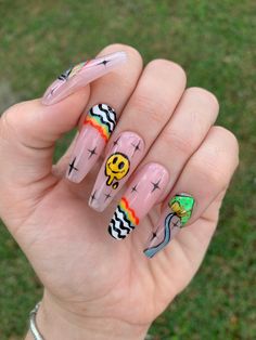 These are the BEST Coachella nails ideas and other festival nails summer acrylic! If you’re looking for the cutest festival nail designs, such as festival nails Coachella, fun smiley face nails, music festival nails acrylic coffin, colorful festival nail art designs, or any other festival nail ideas for 2022, then this is the post that you’ll want to check out! Smiley Face Nails