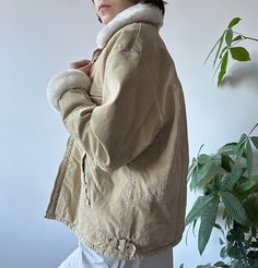 Vintage Y2K 00's 2000's Cream Faux Fur Faux Sheepskin Classic Zip Up Trim Coat Jacket Size M condition: 9/10 - broken zip!! needs to be changed size: feels like M model is size UK8/EU36/S and is 173 cm tall (5.7ft) the item is preloved/vintage so some signs of natural wear and age might appear we ship from Poland! Y2k Long Sleeve Winter Outerwear, 90s Style Winter Outerwear For Cold Weather, 90s Style Outerwear With Pockets For Winter, Zip Up, Vintage Y2k, Poland, Faux Fur, Zip Ups, Art Collection