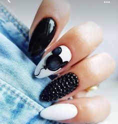 Mouse Nail Art, Almond Shaped Nails, Kutek Disney, Shaped Nails, Almond Shape Nails, Nails Colors