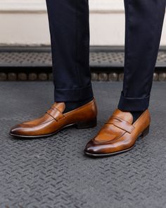 Paul Evans, Global Supply Chain, Allen Edmonds, Penny Loafer, Gorgeous Shoes, Penny Loafers, Handmade Shoes, Black Interior, Calf Skin