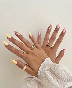 Fantastic Nails, Emily Adams, Chicken Crochet, Beach Fitness, Shoes Inspiration, Minimal Nails, Simple Acrylic Nails, Cute Gel Nails, Nail Nail