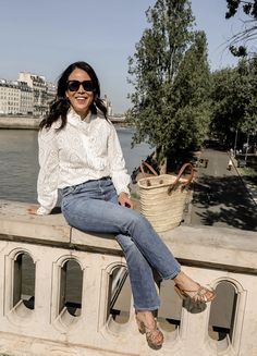 Women's French Chic Style, French Wardrobe Essentials, French Chic Style, French Wardrobe Basics, Parisian Chic Outfits, French Outfits, French Style Clothing, Parisian Wardrobe, French Clothing Brands