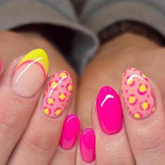 Lexi Nails, Almond Acrylic Nails Designs, Neon Yellow Nails, Glamorous Nails, Almond Acrylic Nails, Cute Gel Nails, Nail Tattoo, Orange Nails