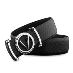 White Leather V-Buckle Belt - Stylish Men's Accessory Elevate your casual look with our white leather V-buckle belt for men. Designed by top fashion experts, this leisure belt combines timeless elegance with modern flair. Crafted from genuine cowhide leather, it offers both durability and a luxurious feel. The metal V-shaped buckle adds a touch of sophistication to your attire. Whether you're dressing up for a special occasion or adding a fashionable twist to your everyday outfit, this waist str Luxury Black Belt With Silver Buckle, Black Metal Pin Buckle Belt, Modern Silver Buckle Belt For Business, Modern Black Belt With Silver Buckle, Black Belt Buckles With Silver Buckle For Business, Waist Belt Pattern, Belt Pattern, V Letter, Belt For Men