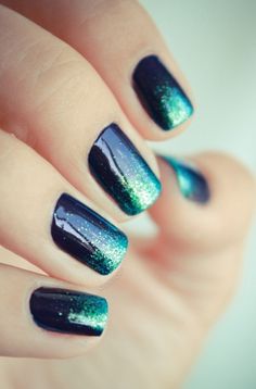 Glitter ombre mani Nail Designs 2014, Girls Nail Designs, Gel Pedicure, Ombre Manicure, Manicure Gel, Galaxy Nails, Nail Polish Trends, Mermaid Nails