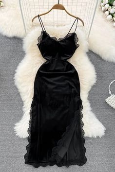 Closure Type: PulloverNeckline: V-NeckDresses Length: Mid-CalfDecoration: LaceSleeve Length(cm): SleevelessPattern Type: SolidMaterial: Polyester.VelvetGender: WOMENElasticity: Slight Strech Size (cm): Length Bust Sleeve Waist M 114 62-84 / 64-72 L 115 66-88 / 68-76 Black V-neck Slip Dress With Lace Trim, Black Lace Trim Midi Slip Dress, V-neck Lace Patchwork Dress For Date Night, Black Midi Slip Dress With Lace Trim, V-neck Mini Dress With Lace Patchwork For Night Out, Chic V-neck Midi Dress With Lace Patchwork, Black Lace Patchwork Dress For Date Night, Black Lace Trim Bodycon Dress For Evening, Black Bodycon Dress With Lace Trim For Evening